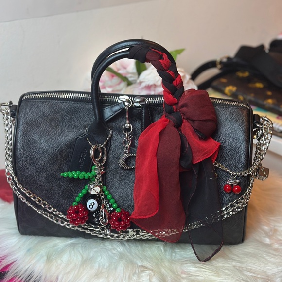 Coach Compass 35 in Signature Canvas (men’s collection from coach retail) - Picture 4 of 8